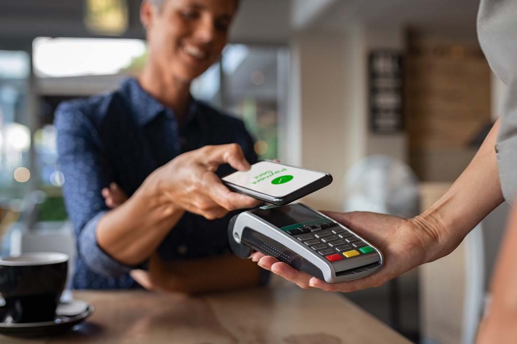 3 Reasons Why You Need POS Machines Canada