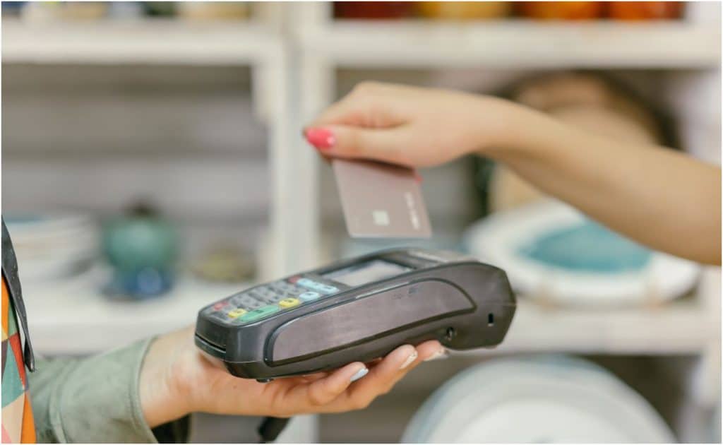 Top 4 Point-of-Sale Systems and Credit Card Payment Processors